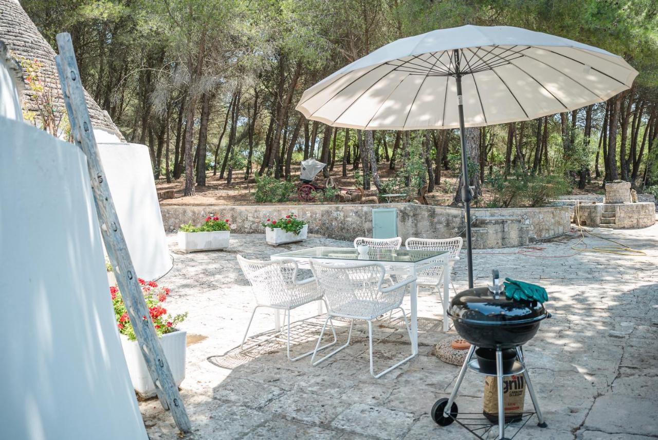 19 Secolo - Trulli Con Foresta, Bici E Barbecue Cisternino Bagian luar foto